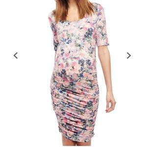 Side ruched maternity dress